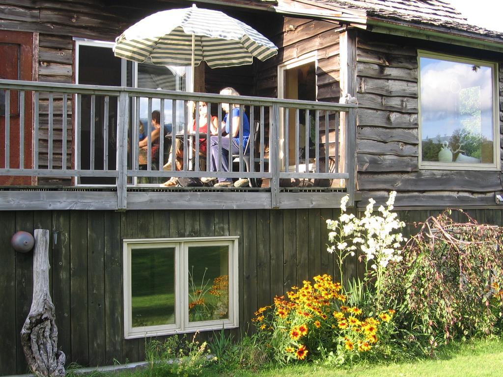 B&B Pinorama Sutton Bagian luar foto
