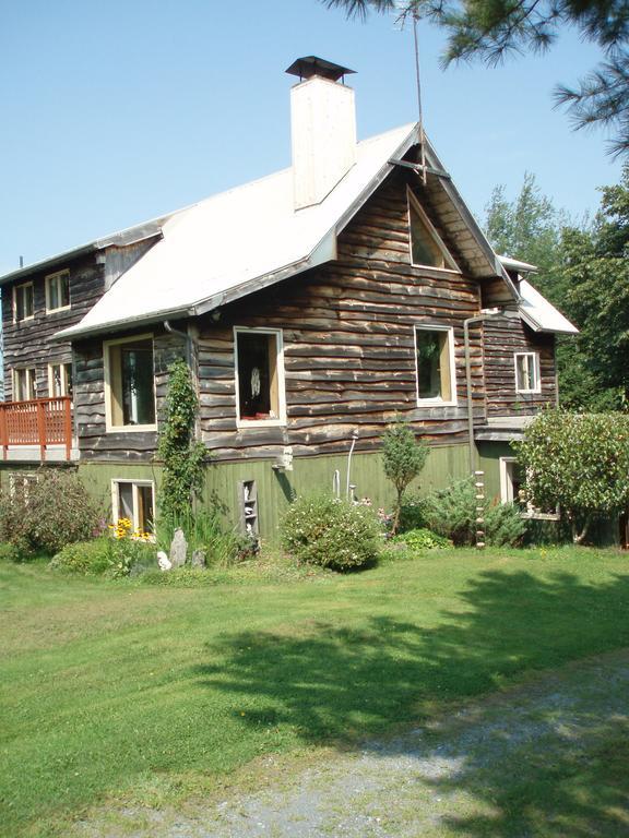 B&B Pinorama Sutton Bagian luar foto